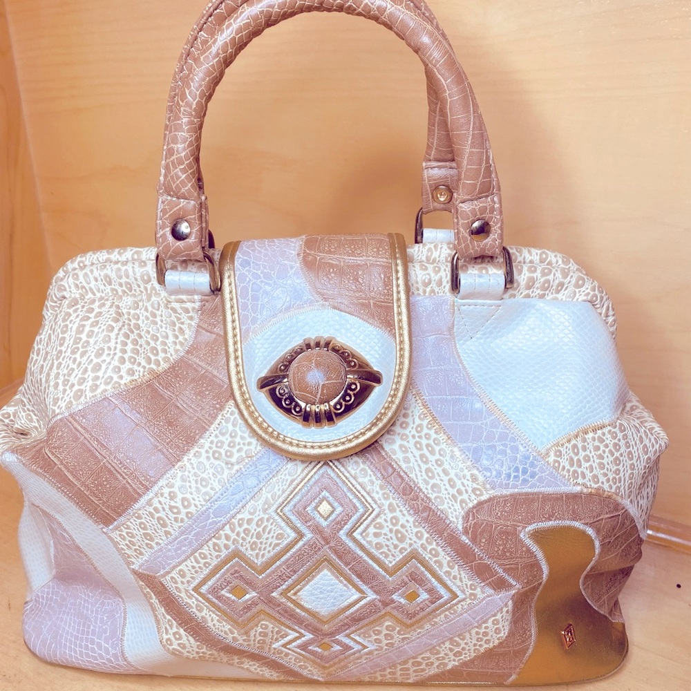 Vintage Gold & Cream Handbag w/ Beautiful Embroidery